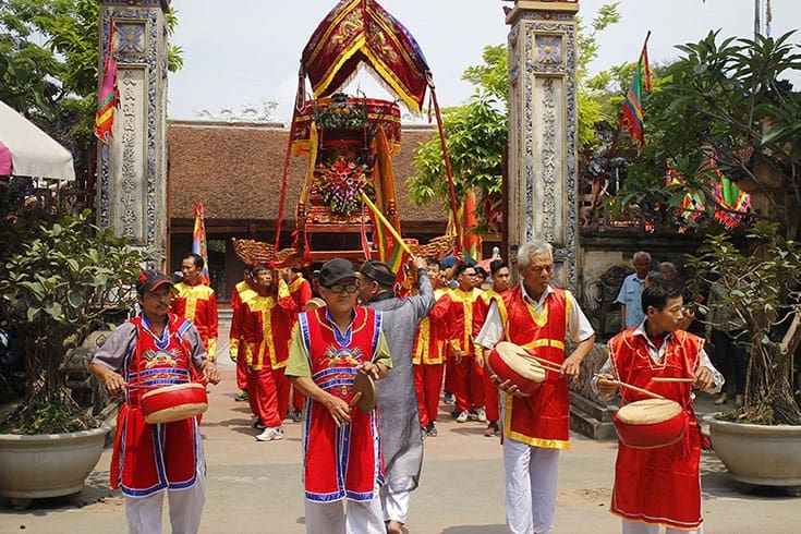 Activities in Thay pagoda festival