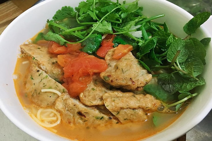 bun ngo cha ca - grilled fish and corn noodle