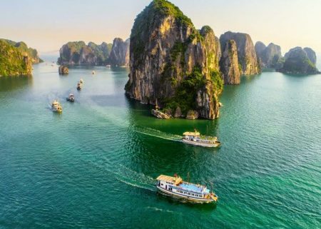 Halong &amp; Lan Ha Bay, Cat Ba National Park with Kayaking &amp; Swimming in Tranquil Lagoon