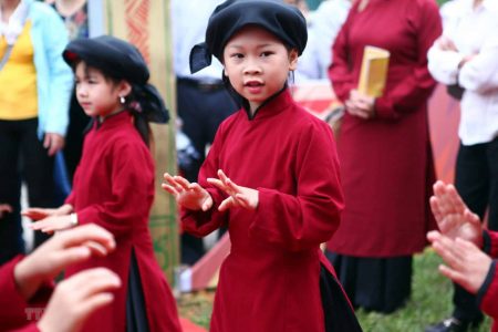 Xoan Singing – a Unique, Long-standing Folk Treasure