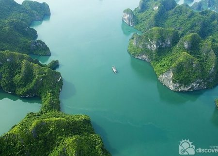 Ha Long Bay Scenery from the Sky