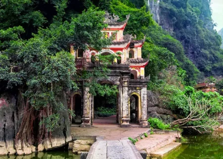 Halong Bay-on-land and the Citadel