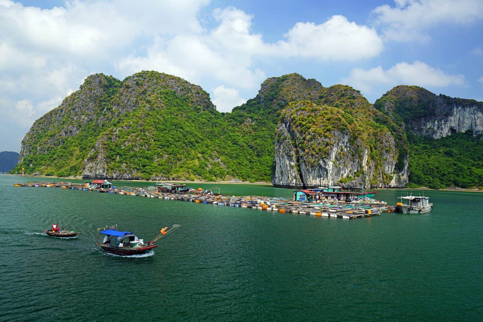 How to Get from Hoi An To Halong Bay & Vice Versa 3 Travelling Options