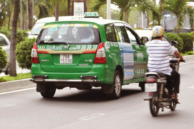 Getting around Vietnam by taxis