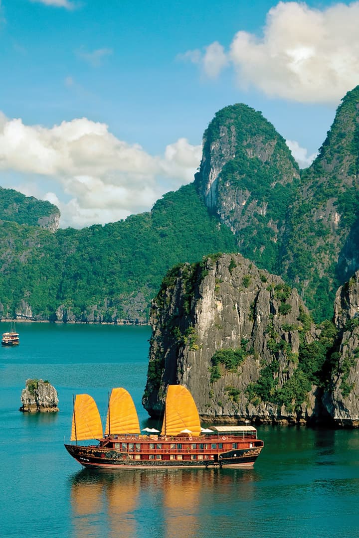 Halong bay destination