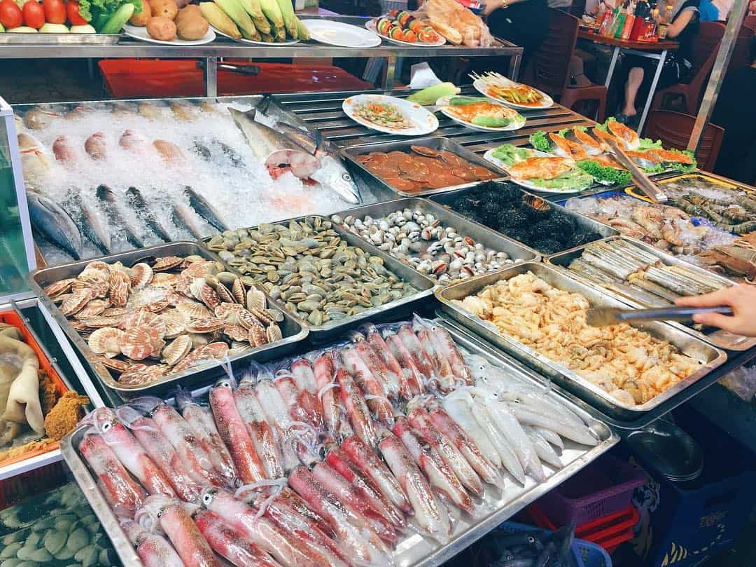 Seafood in Duong Dong market