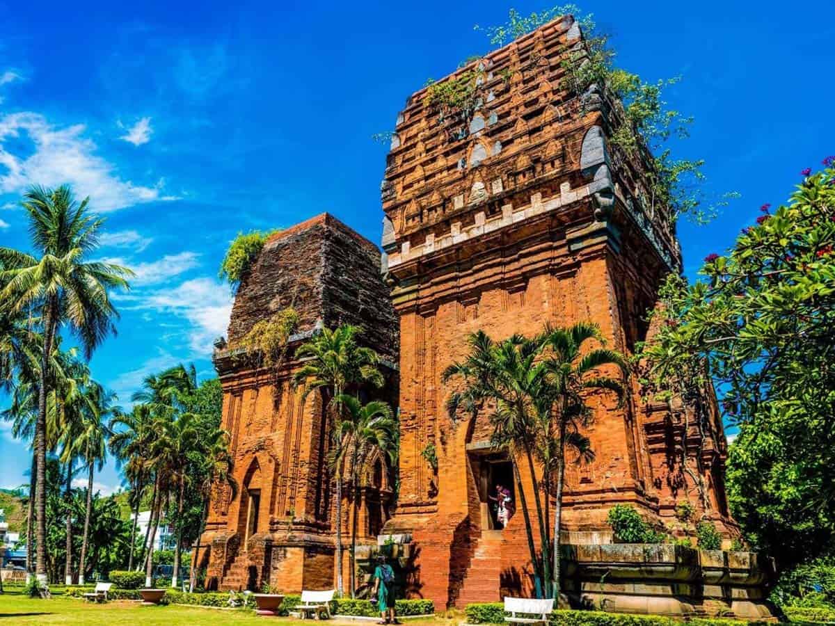 Twin Cham  Towers in Quy Nhon Beauty of Cham  Architecture 