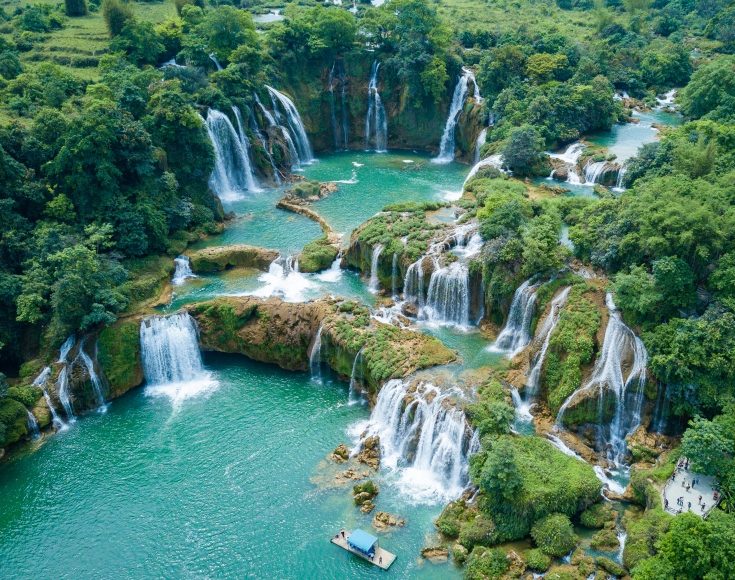 1. Ban Gioc Waterfall, Cao Bang
