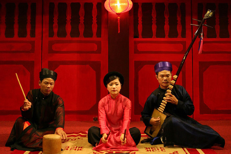 Ca tru singing - Vietnam traditional cultural show