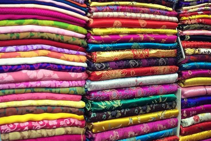 Fabric at Cho hom market 