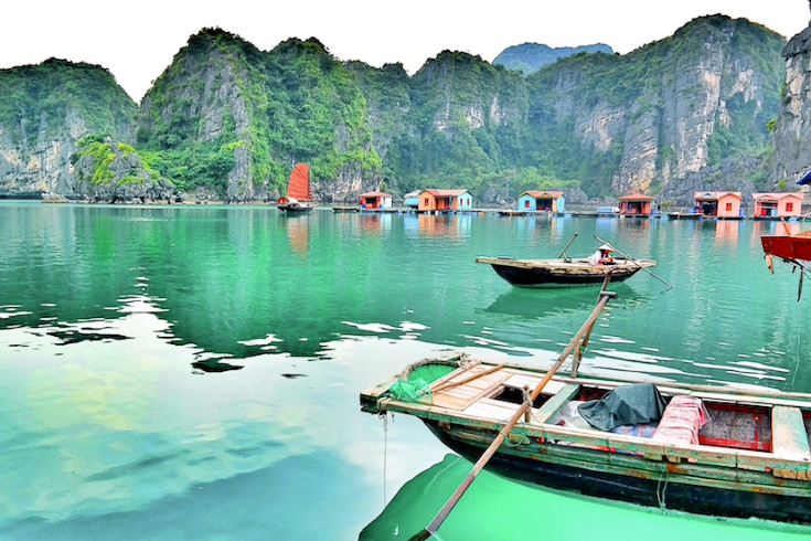 Halong bay - destinations for Vietnam honeymoon