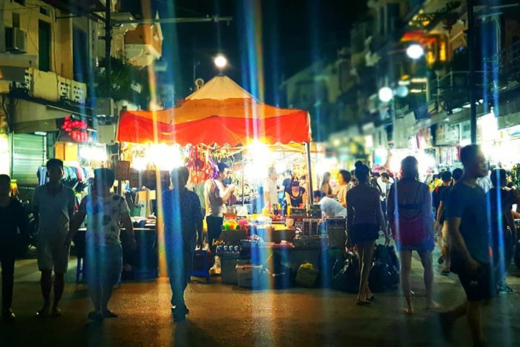 Hanoi night market