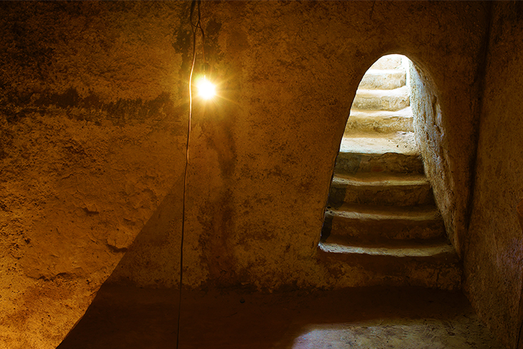 Ben dinh tunnels