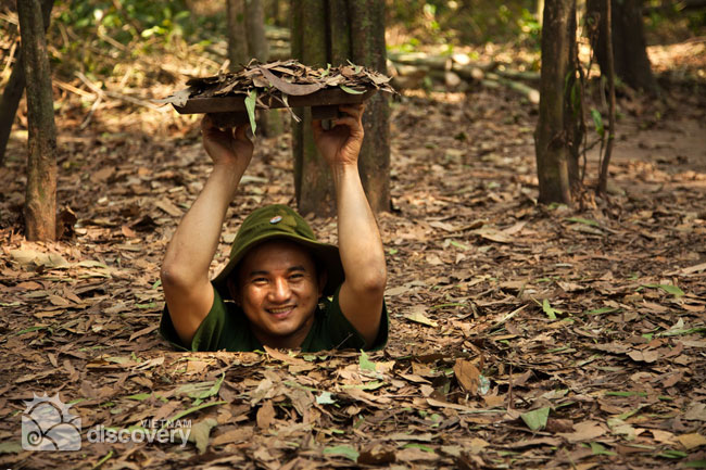 Day trip to Cu Chi Tunnels and Cao Dai Temple