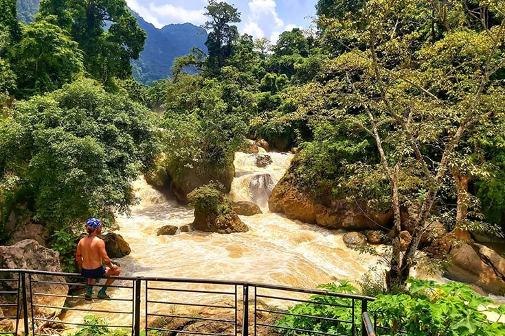 Dau Dang waterfalls