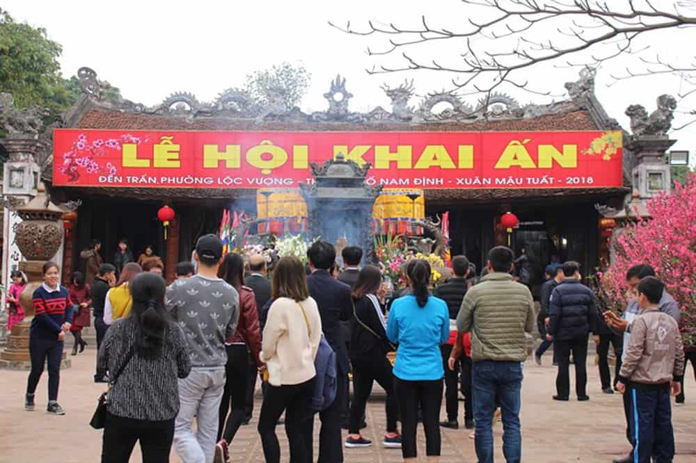 Tran Temple Festival - An Atmosphere Full of Eastern Asia spirit