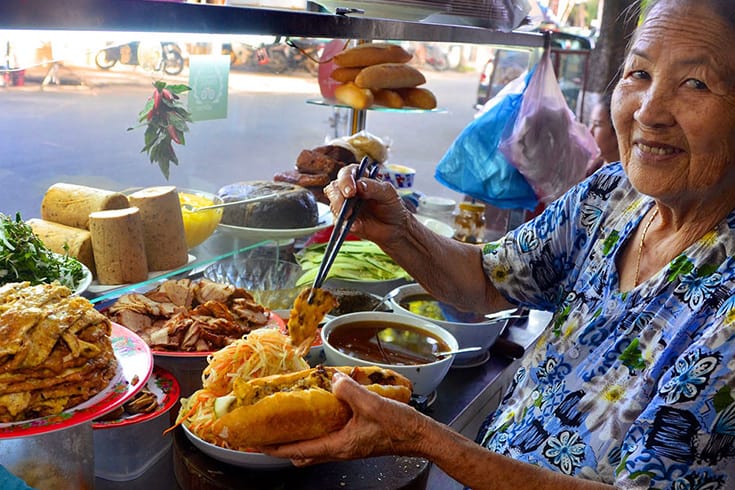 street food in Hoi An