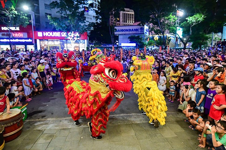 Lion Dances in Vietnamese full moon festival