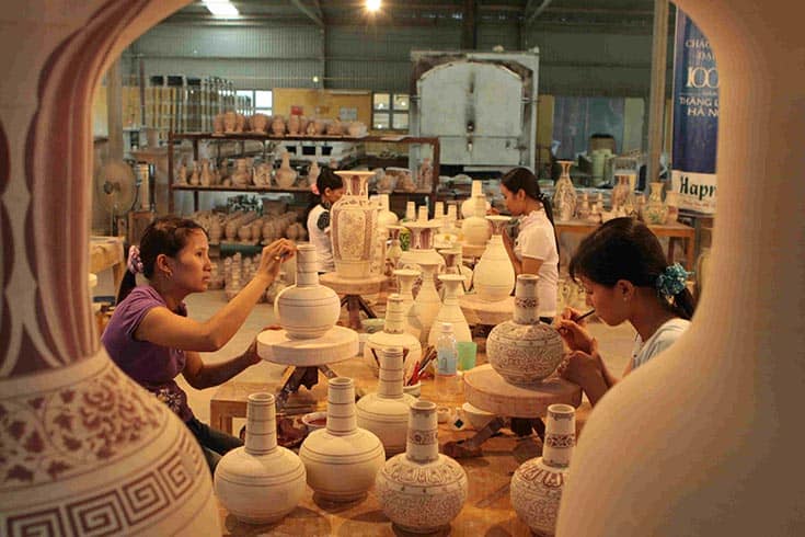 Process to make Bat Trang ceramic products