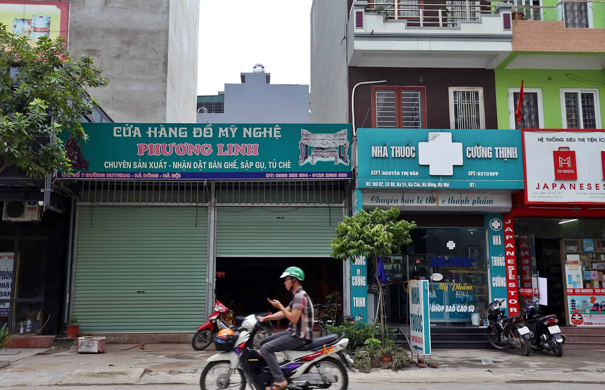 How to Ask for Direction in Vietnamese