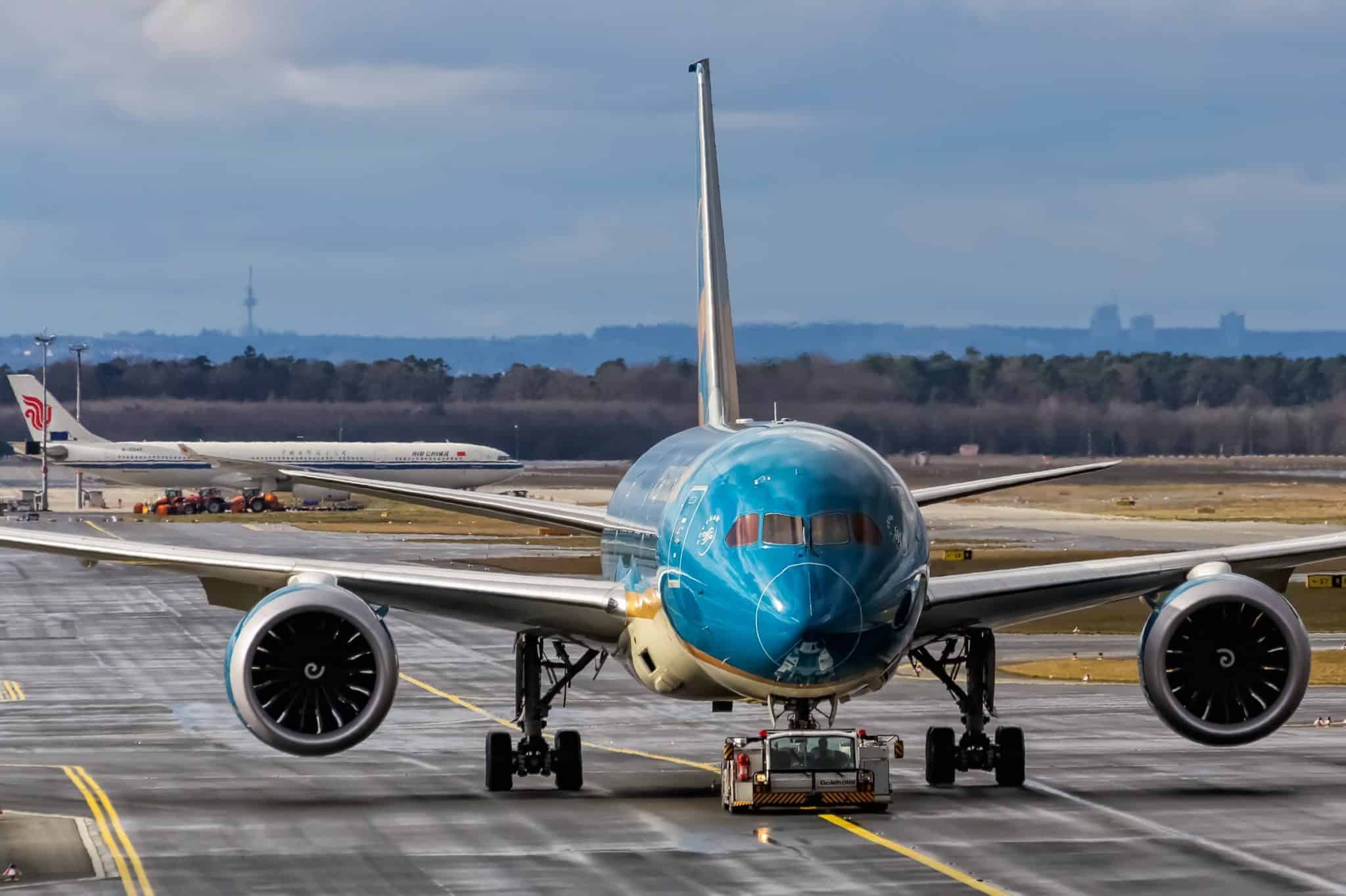 Vietnam Flight Information & the Cheapest Time to Fly to Vietnam