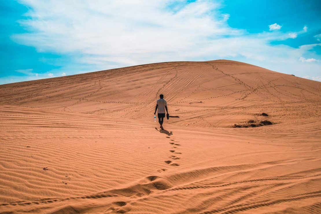 Visit the Red and White Sand Dunes - What to do in Mui Ne Vietnam