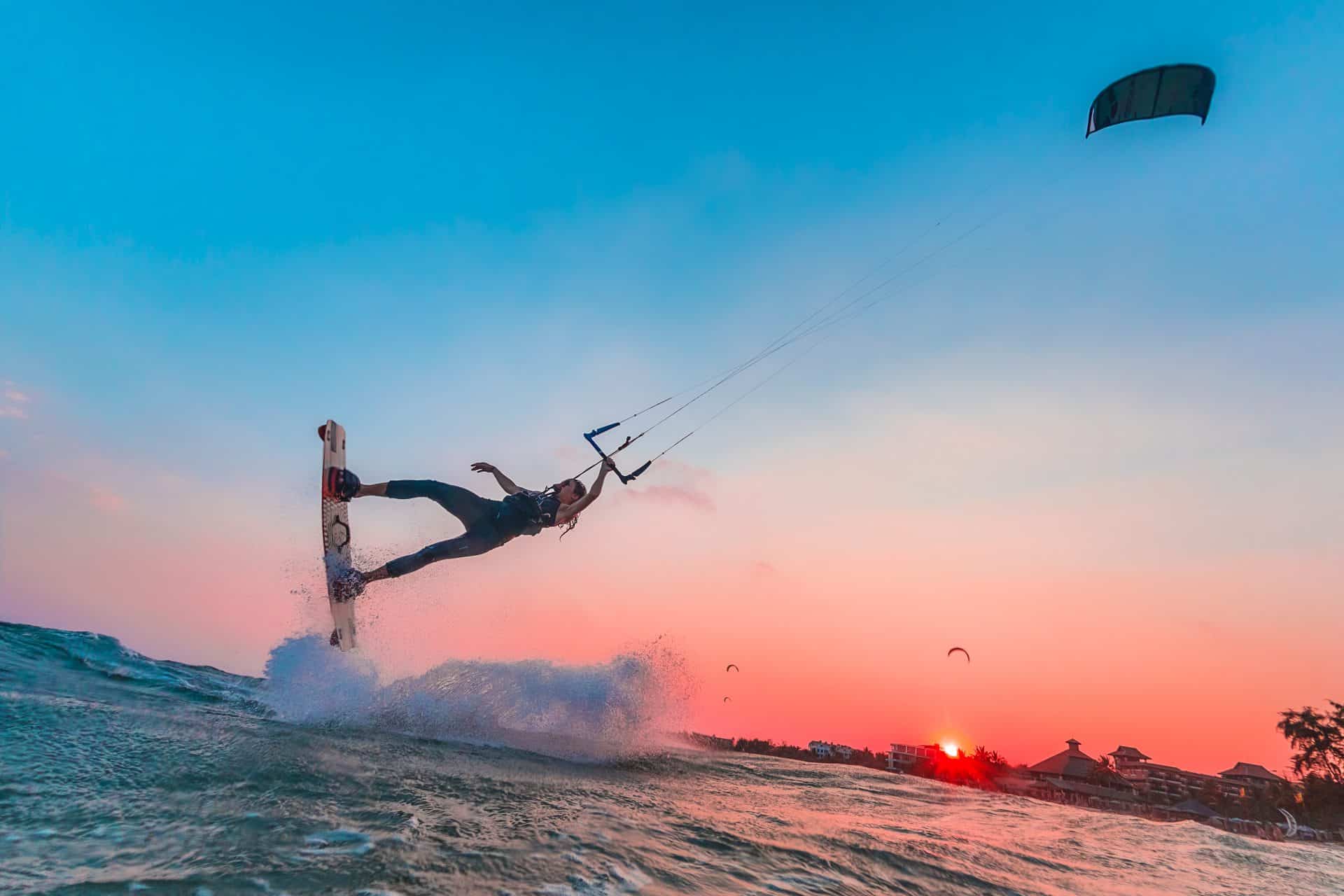 kitesurfing in mui ne