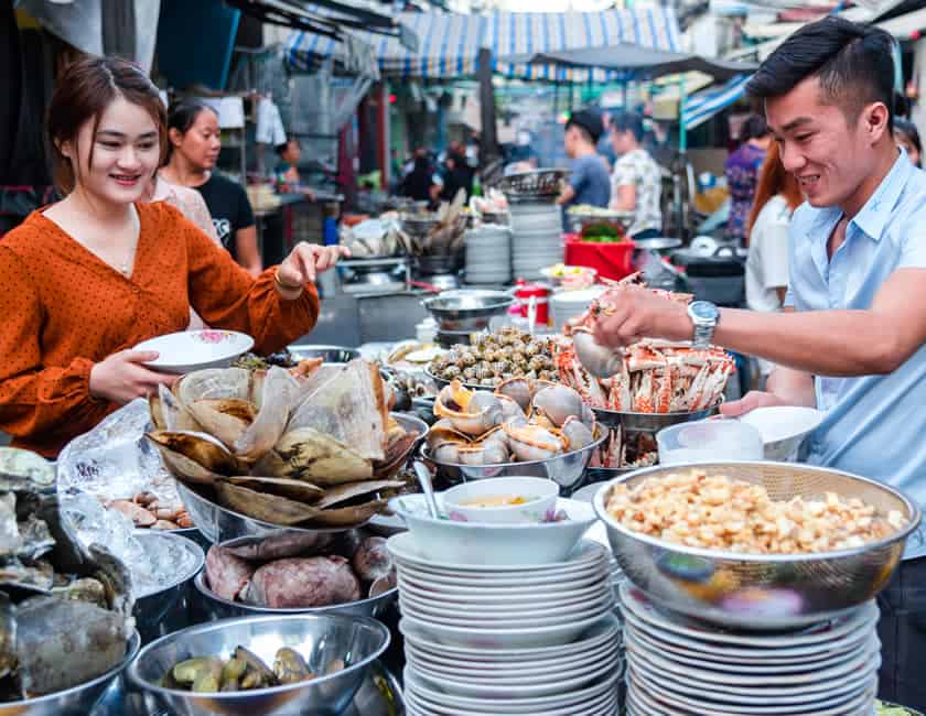 ho chi minh walking food tour