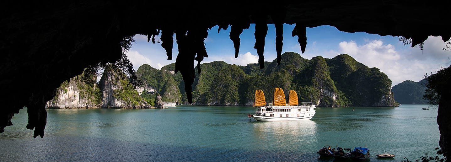 Halong Bay One Day Cruise from Hanoi