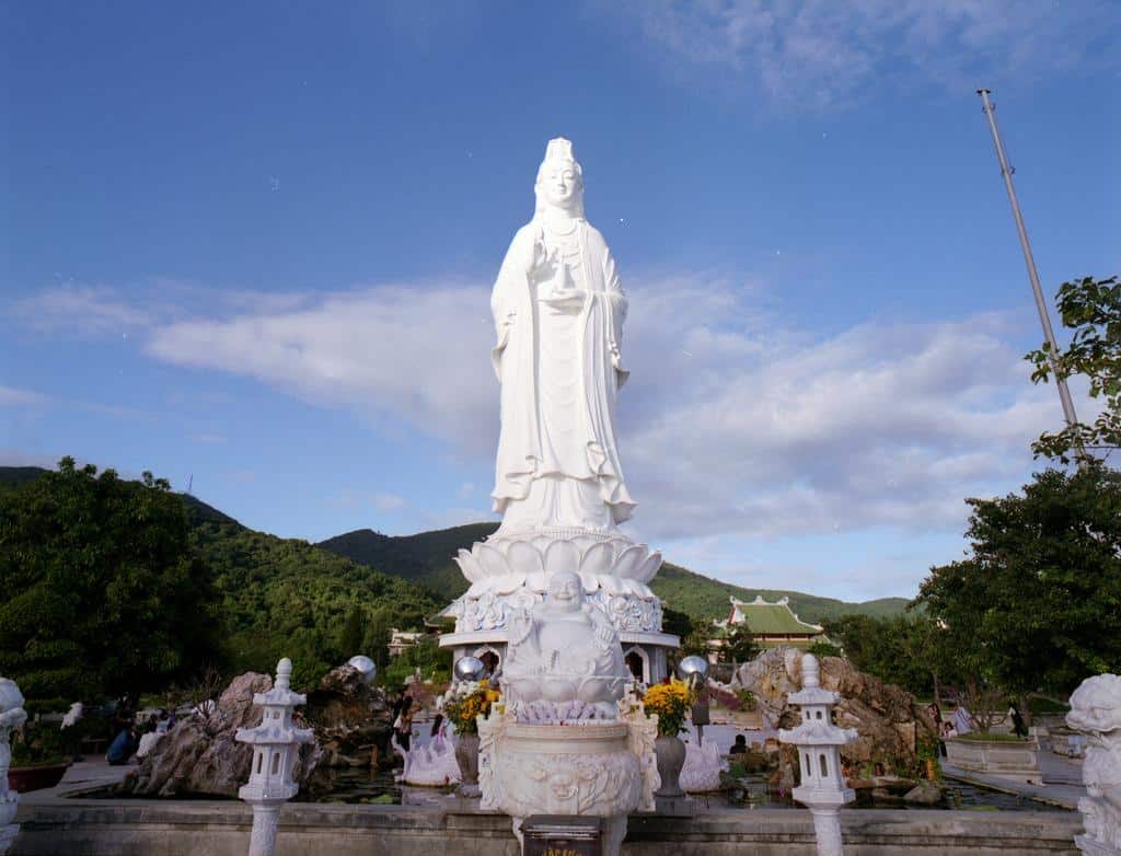 Lady Buddha Statue