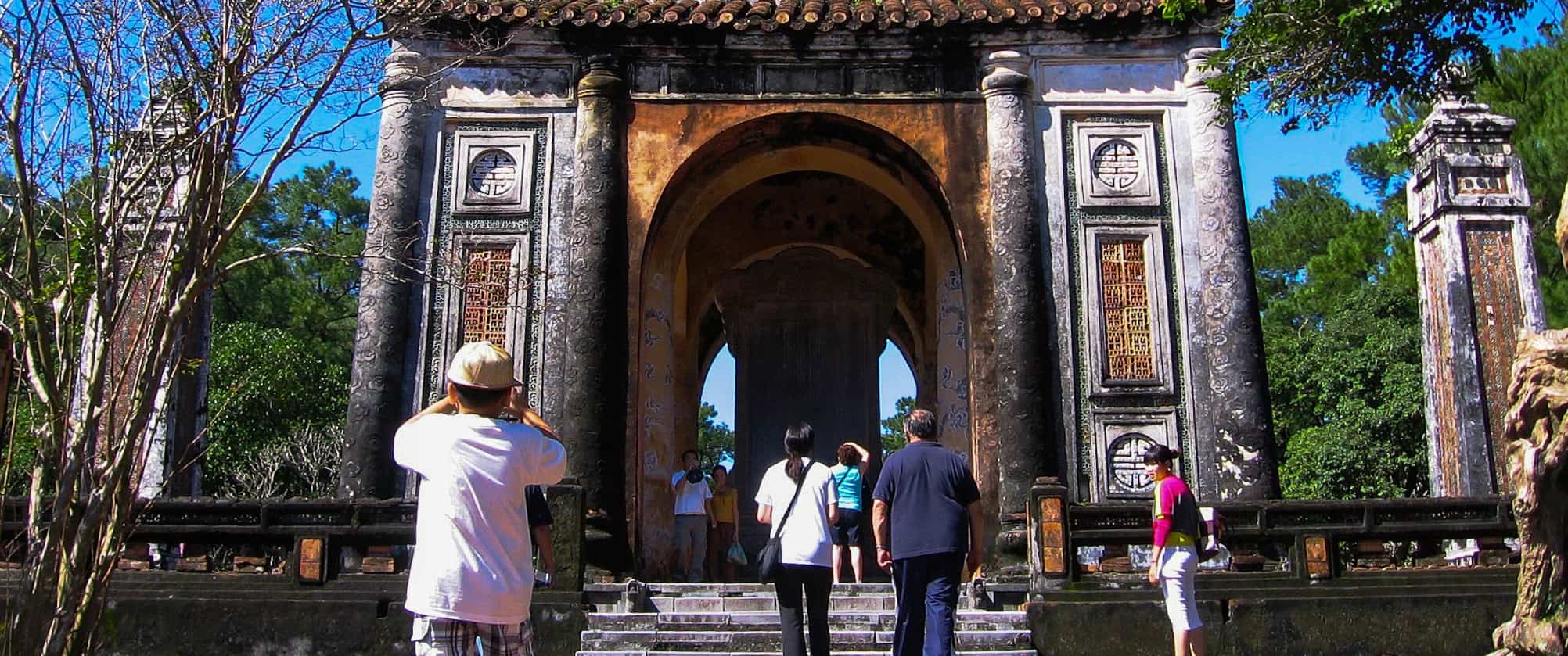 Tu Duc Tomb - a Romantic and Royal Resting Place for an Emperor