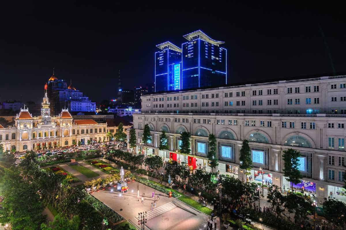 nguyen-hue-street