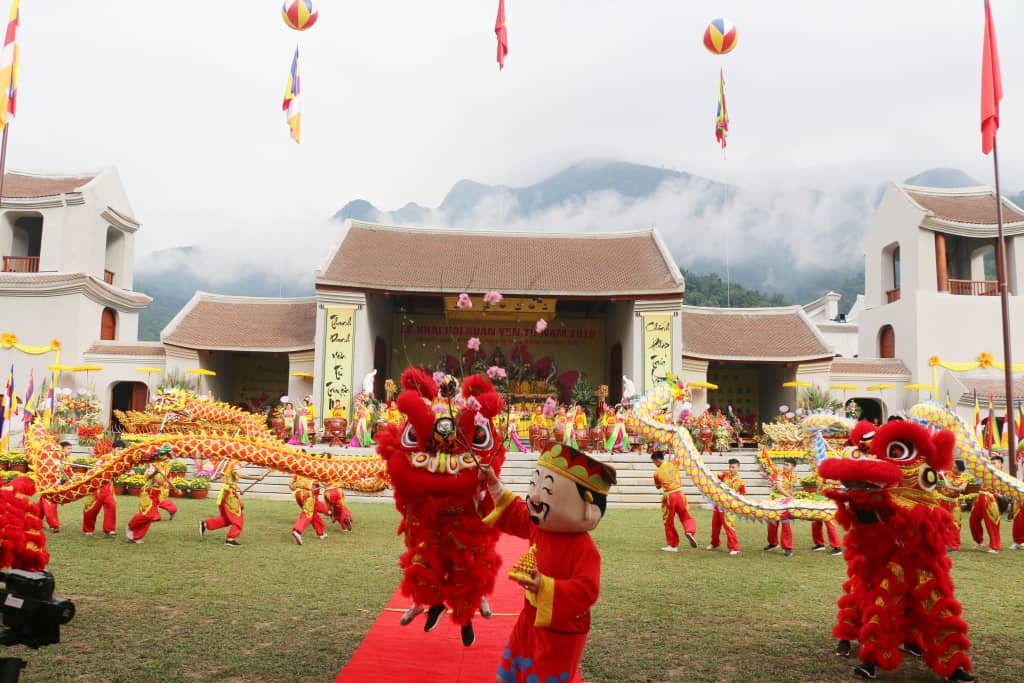 Yen Tu Festival - A Spectacular Occasion in Uong Bi, Quang Ninh