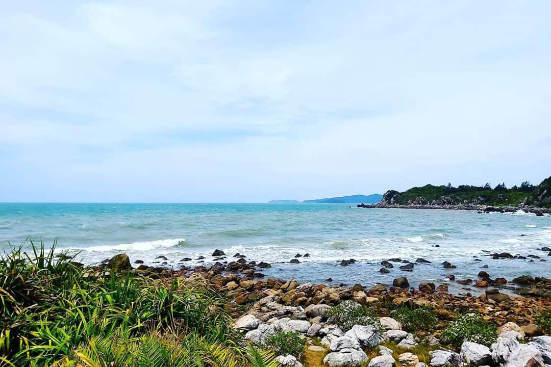 What to see and do near Minh Chau beach