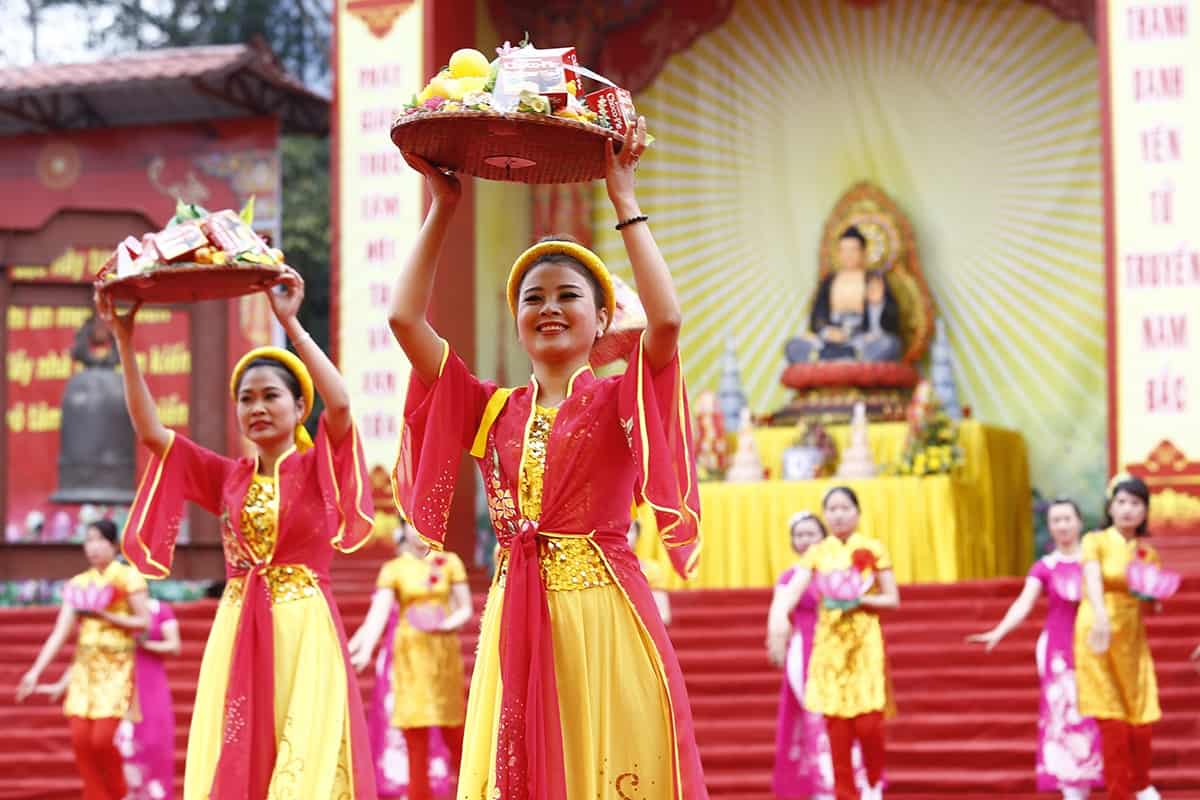 Yen Tu Festival - spring festivals in Vietnam