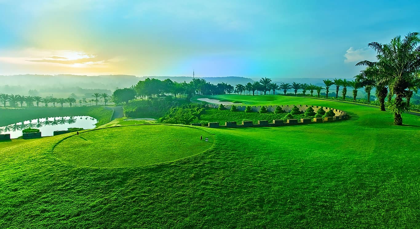 Best Time to Play Golf In Vietnam South
