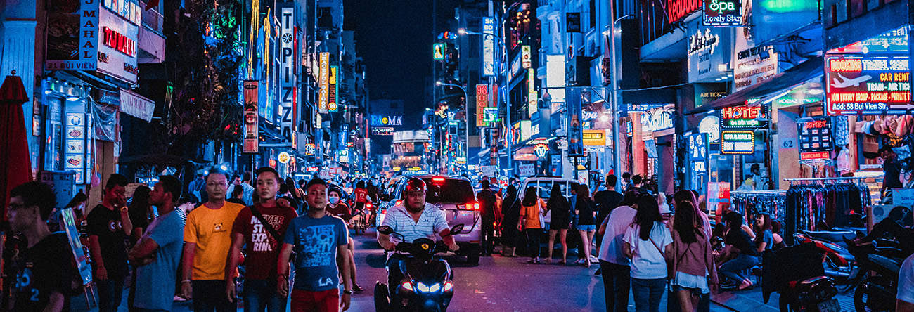 Bui Vien Street: Nightlife Heaven For The Youth & Backpackers In Saigon