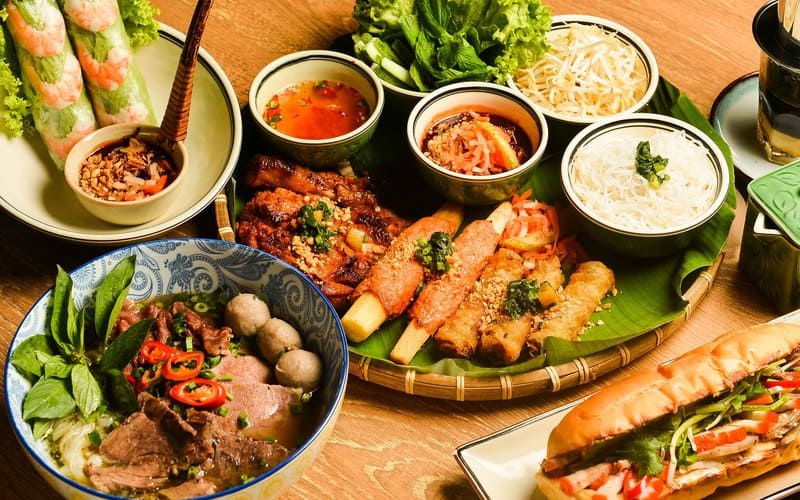 Delicious Hanoi cuisine - Reasons to live in Hanoi