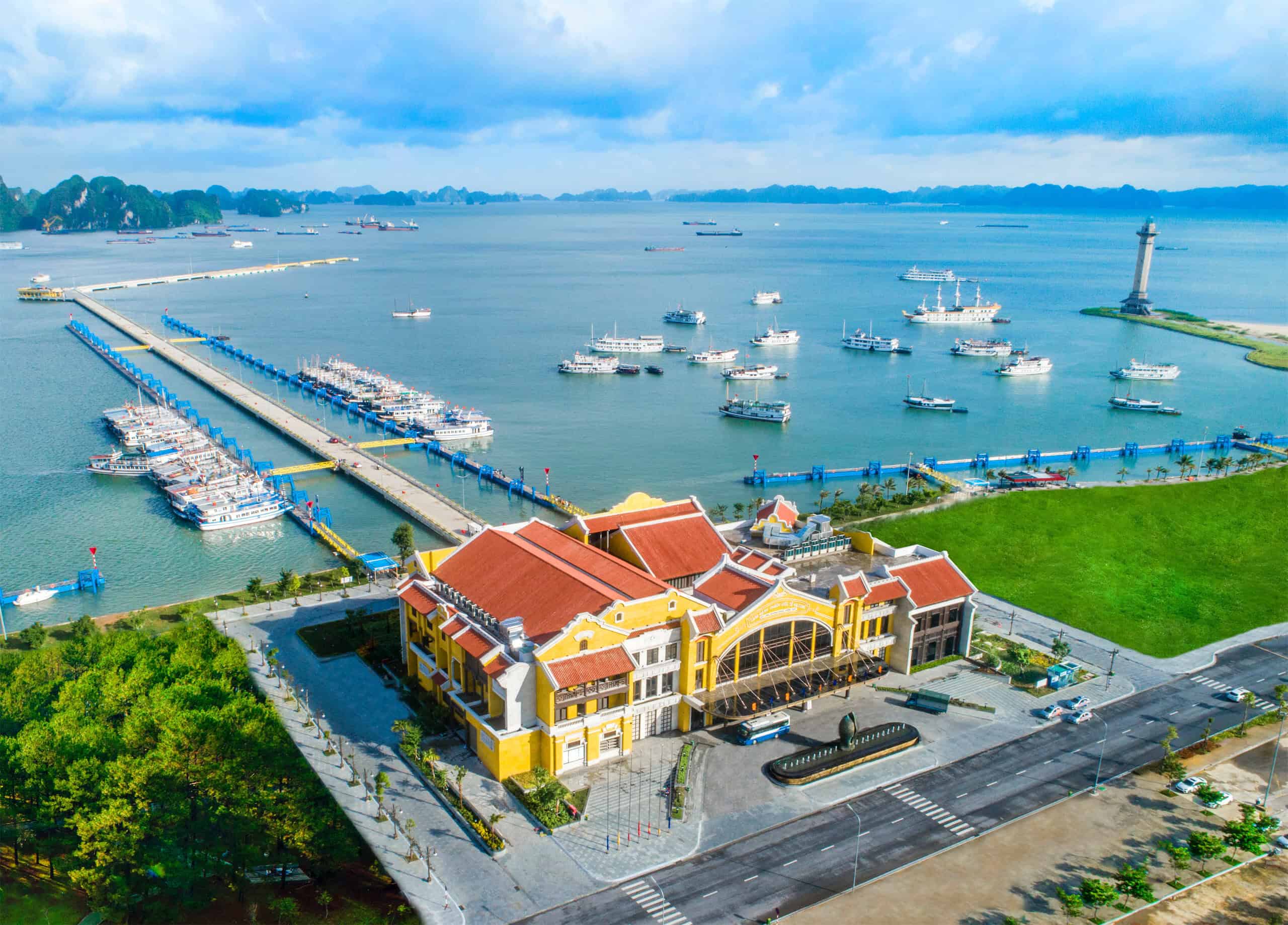 halong bay cruise accident