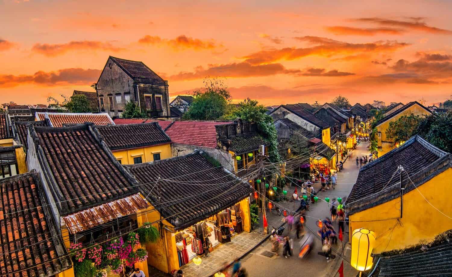 How to Get from Hanoi to Hoi An