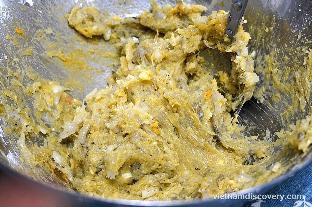 Seasoned shrimp mixture ready to chill