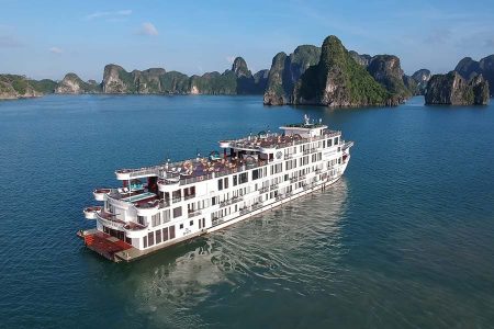 Ambassador Cruise, Halong Bay: 6-star Cruise Line