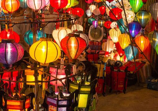 8 Best Markets in Vietnam – Go & Heat Up Your Shopping Spirit!