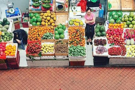 Cho Hom Market: A Paradise of Fabric And Food in Hanoi