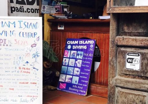 Dive Bar & Restaurant in Hoi An