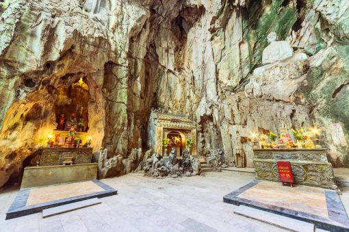 Travel Guide toHoa Nghiem Cave in Danang, Vietnam
