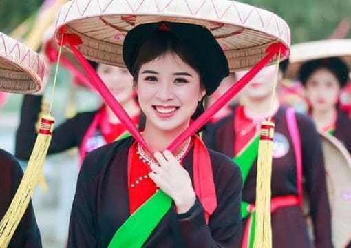 Khan Dong – Traditional Women’s Hairstyles in Northern Vietnam
