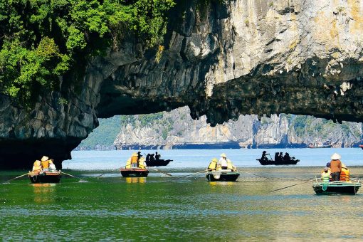 Luon Cave, A Heaven Gate in Halong Bay