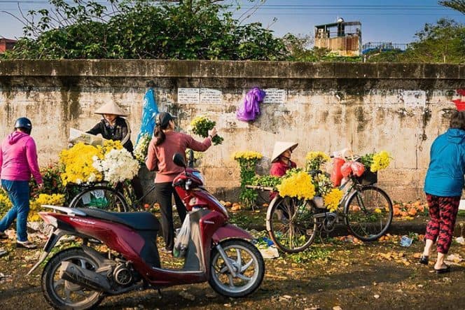 4. Quang Ba Flower Market