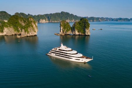 Scarlet Pearl Cruise: The Best Luxury Ship in Halong…